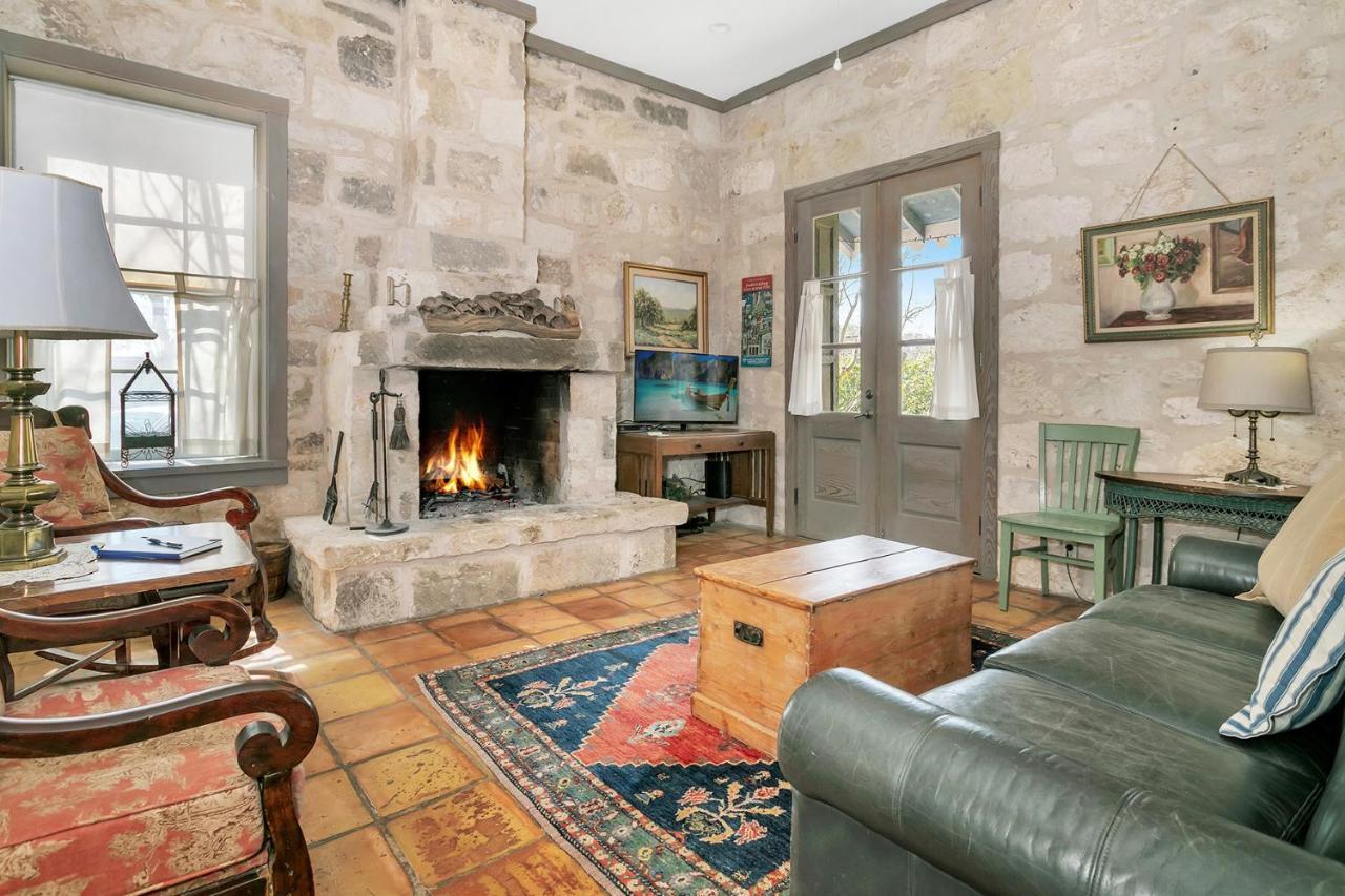 Adams Travis - 1B1Ba, Pet Friendly With Fee, Walk To Main Villa Fredericksburg Eksteriør bilde