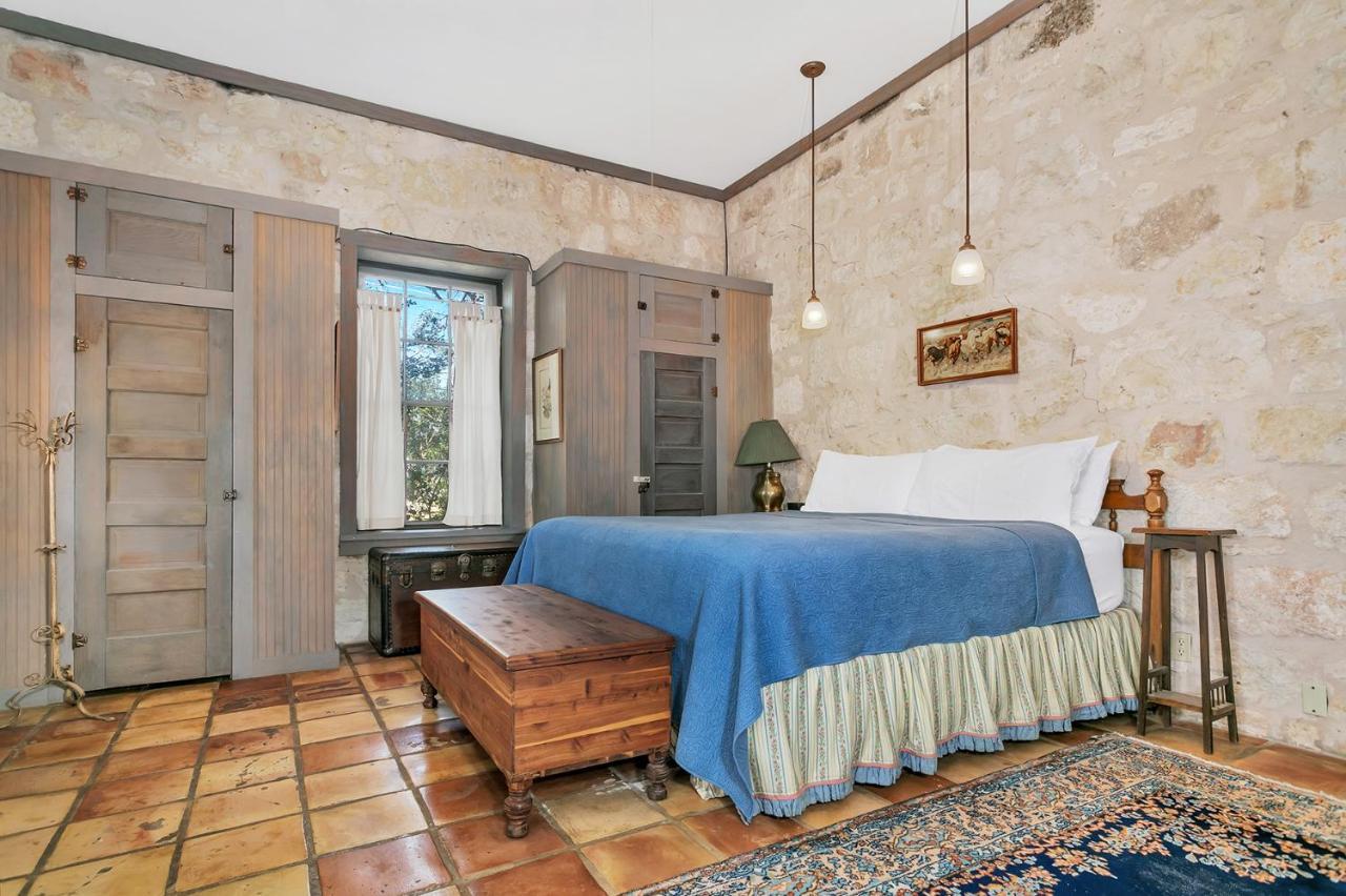Adams Travis - 1B1Ba, Pet Friendly With Fee, Walk To Main Villa Fredericksburg Eksteriør bilde