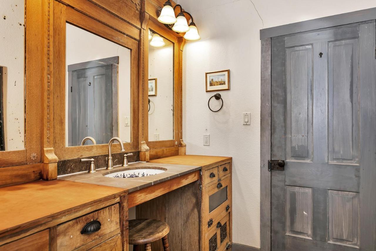 Adams Travis - 1B1Ba, Pet Friendly With Fee, Walk To Main Villa Fredericksburg Eksteriør bilde